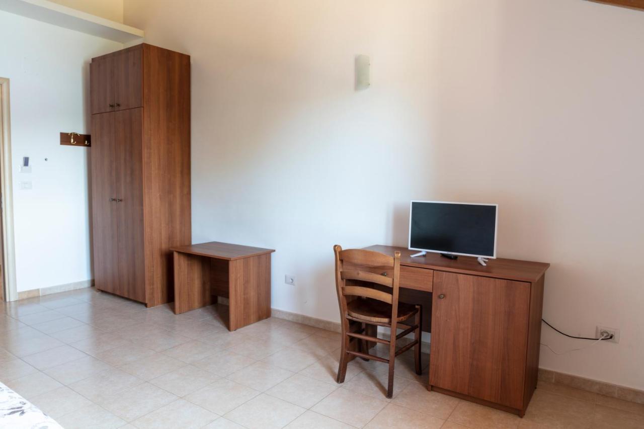 Hotel Centro Sportivo Lorica Zewnętrze zdjęcie